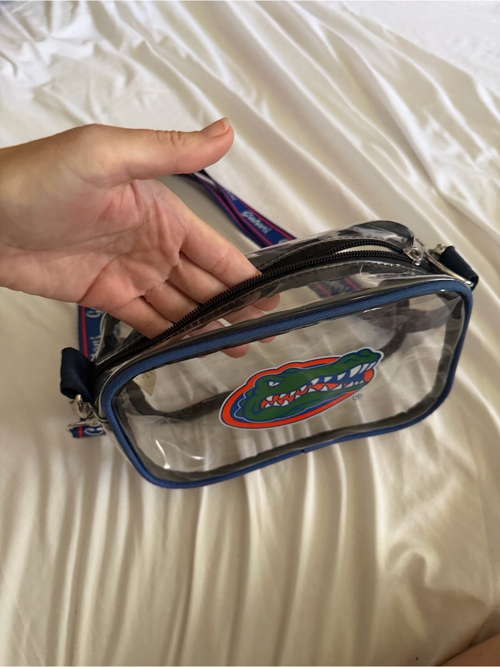 Clear Florida Gators Crossbody Bag with Blue Strap….Stadium approved!! 🧡💙🐊 - Picture 4 of 9